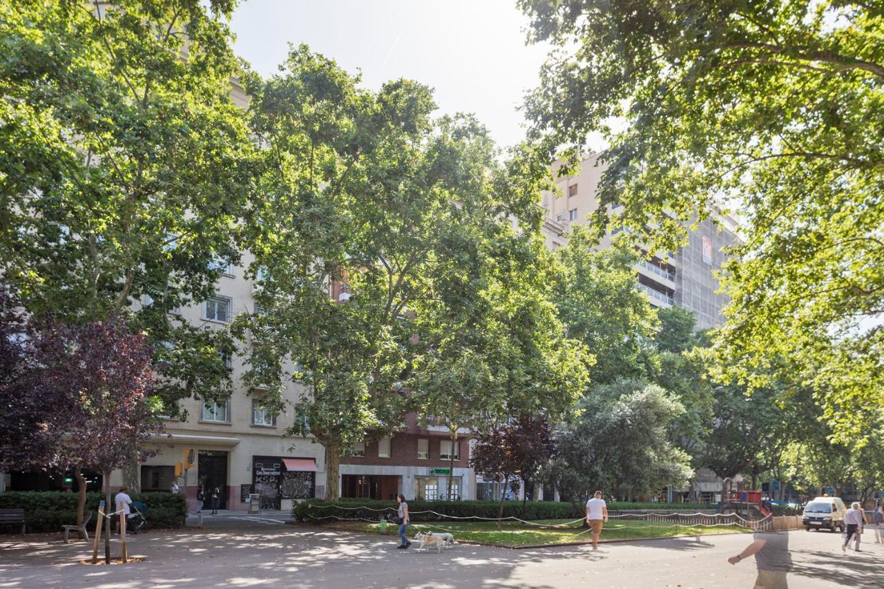 Apartament Alcam Paseo San Juan Barcelona Zewnętrze zdjęcie