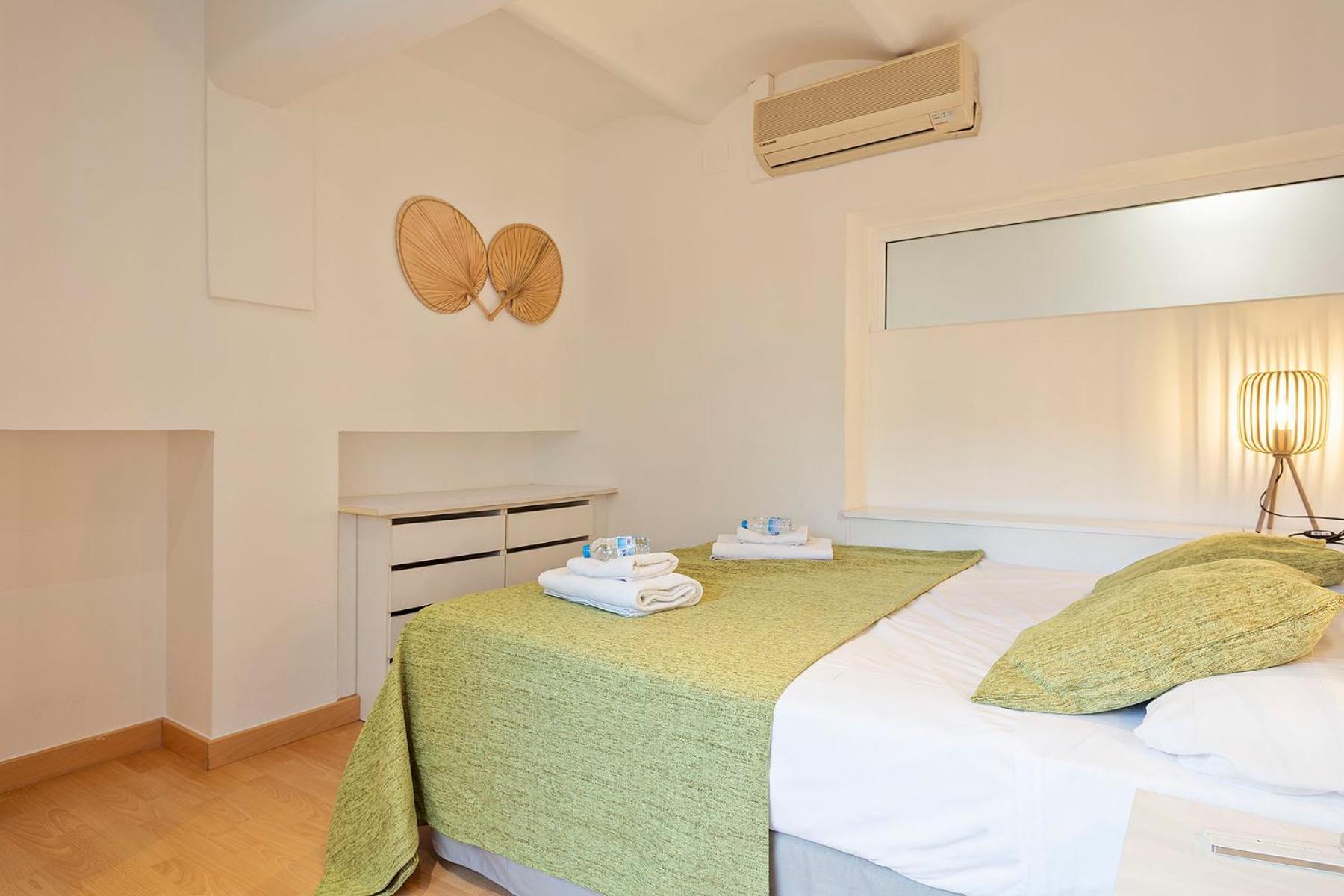 Apartament Alcam Paseo San Juan Barcelona Zewnętrze zdjęcie